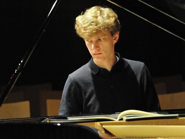Jan Lisiecki delivers a masterclass in the art of the prelude